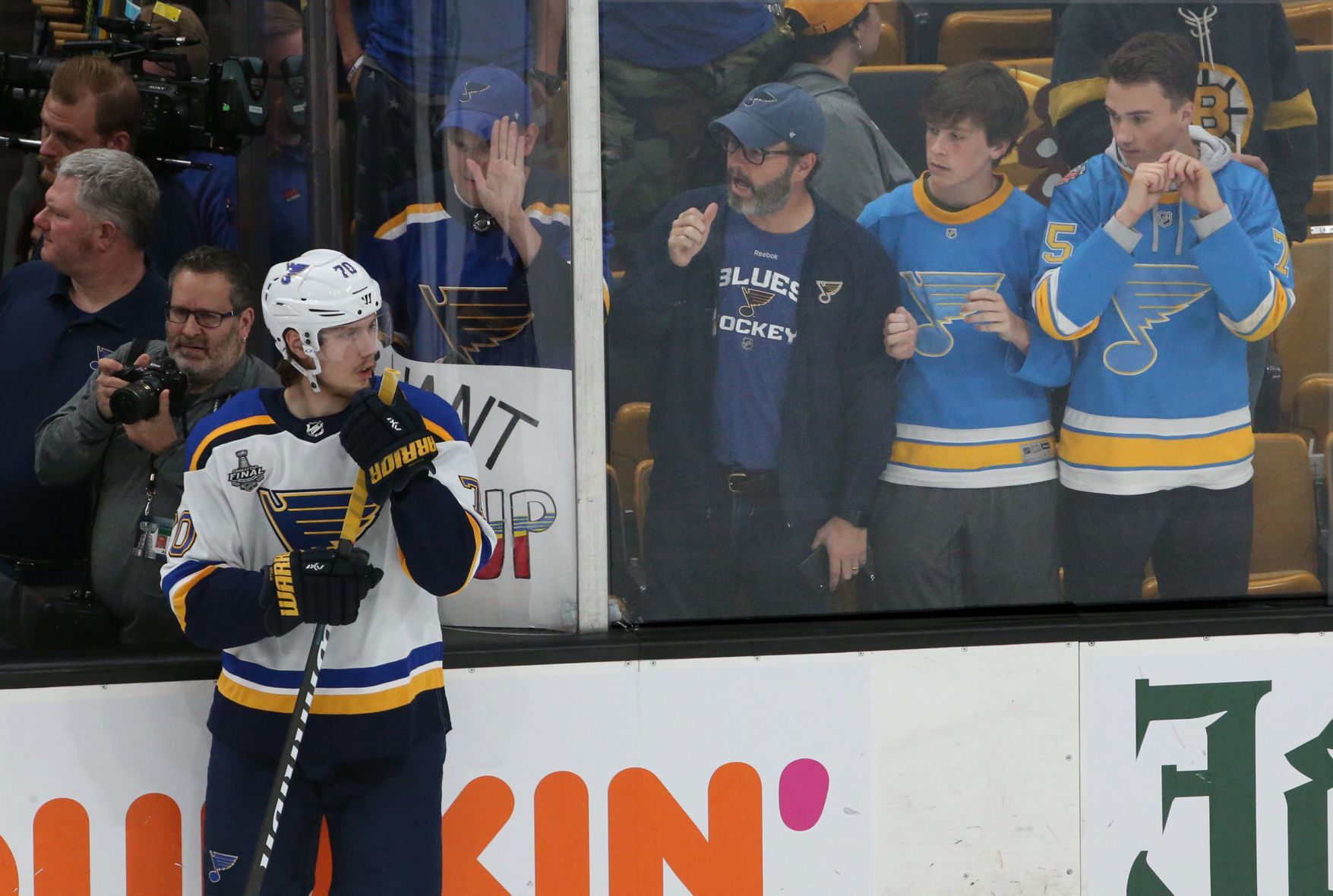 Blues skate in critical Game 5 of the Stanley Cup Final